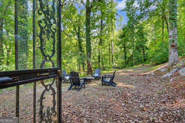 931 Timber Bluff Drive, Clayton, GA 30525