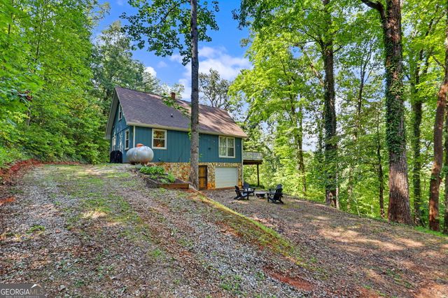 931 Timber Bluff Drive, Clayton, GA 30525