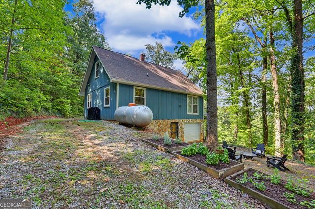 931 Timber Bluff Drive, Clayton, GA 30525