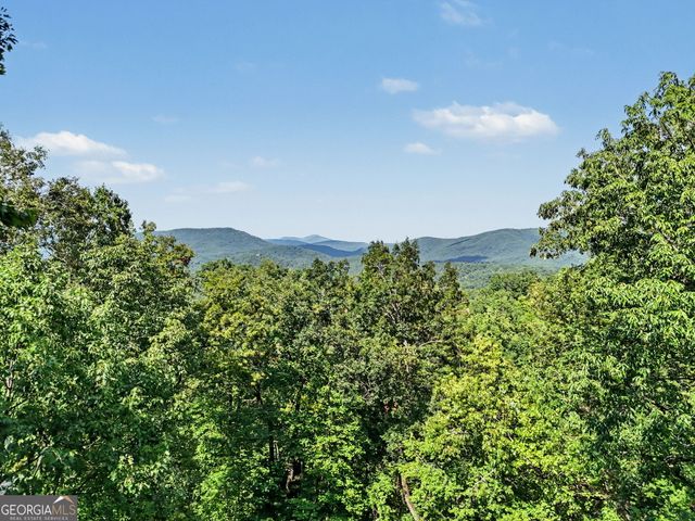 931 Timber Bluff Drive, Clayton, GA 30525
