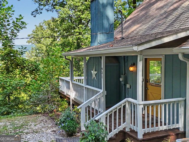 931 Timber Bluff Drive, Clayton, GA 30525