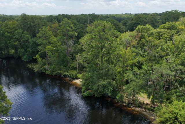 3860 MAGNOLIA Street, Middleburg, FL 32068