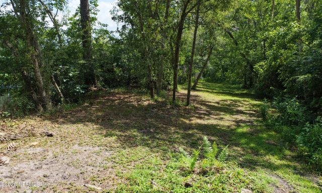3860 MAGNOLIA Street, Middleburg, FL 32068