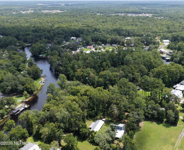 3860 MAGNOLIA Street, Middleburg, FL 32068