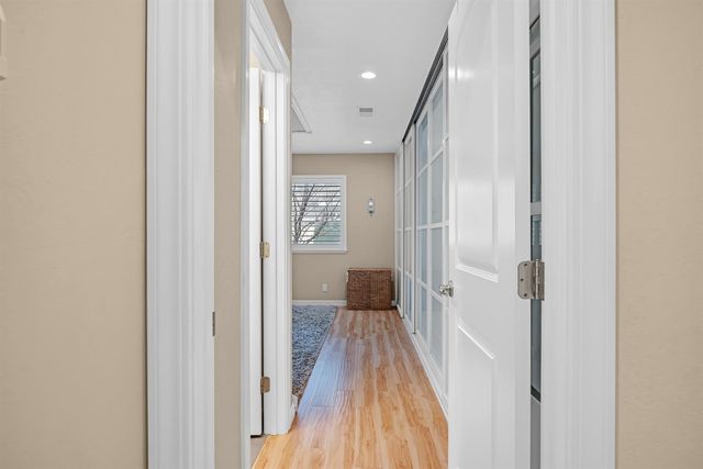 5220 Shelato Way, Carmichael, CA 95608