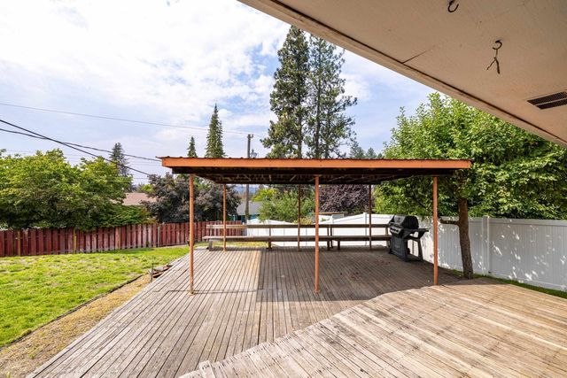 7225 N Valerie St, Spokane, WA 99208