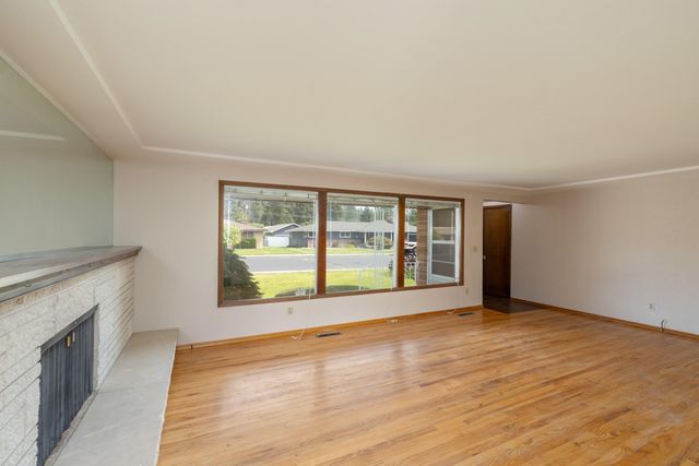 7225 N Valerie St, Spokane, WA 99208