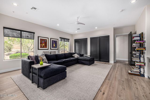 9627 E ADOBE Drive, Scottsdale, AZ 85255