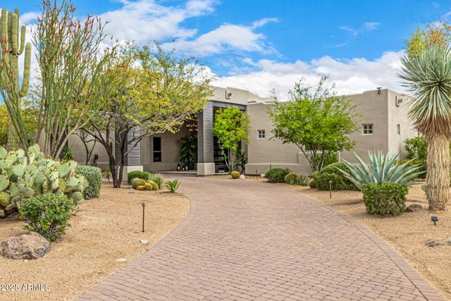 9627 E ADOBE Drive, Scottsdale, AZ 85255