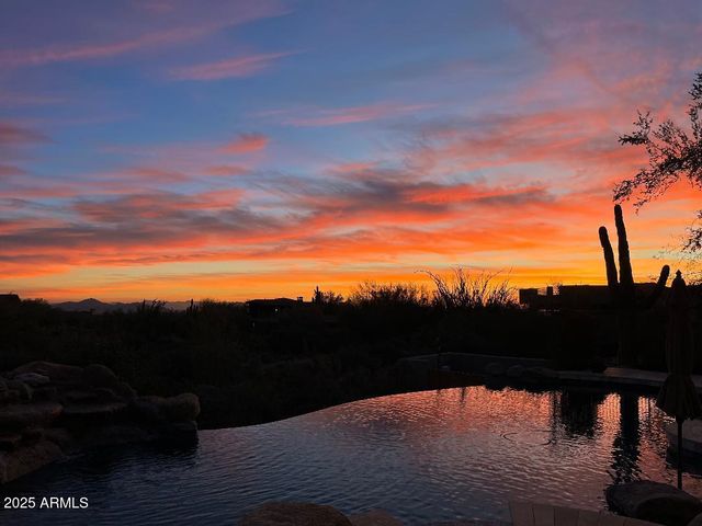 9627 E ADOBE Drive, Scottsdale, AZ 85255