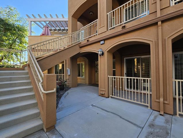 45245 Seeley Drive 18d, La Quinta, CA 92253