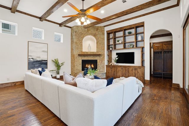 3725 W 5th Street, Fort Worth, TX 76107