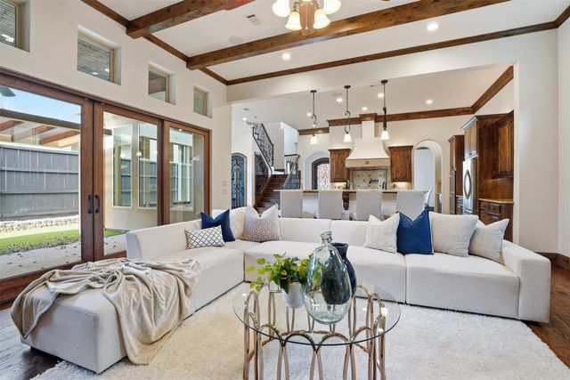 3725 W 5th Street, Fort Worth, TX 76107