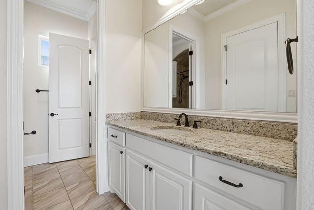 3725 W 5th Street, Fort Worth, TX 76107