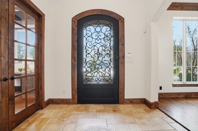 3725 W 5th Street, Fort Worth, TX 76107