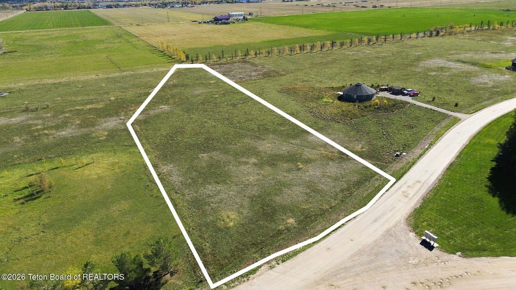7115 LAKESIDE Road, Victor, ID 83455 photo 5