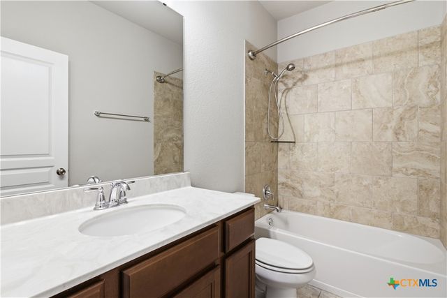 5716 Blackstone Drive, Temple, TX 76502