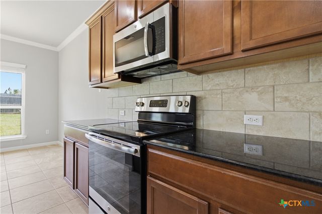 5716 Blackstone Drive, Temple, TX 76502