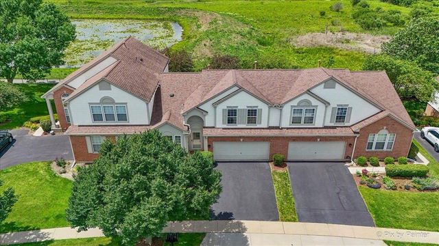 2835 Waterfront Avenue, Algonquin, IL 60102