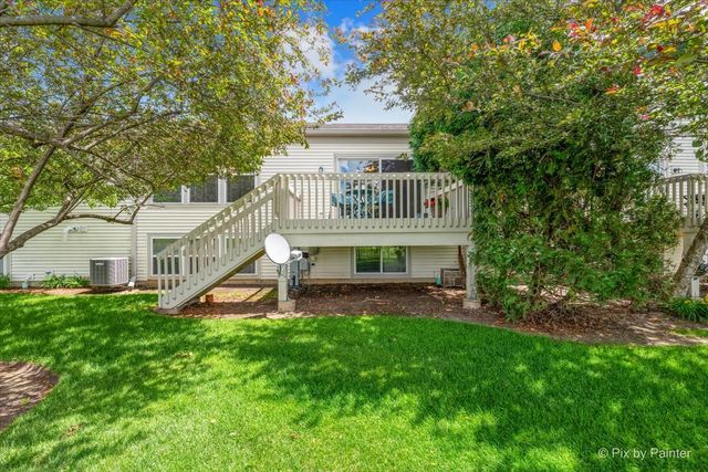 2835 Waterfront Avenue, Algonquin, IL 60102