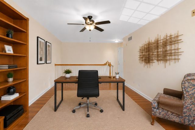 2835 Waterfront Avenue, Algonquin, IL 60102