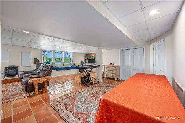 2835 Waterfront Avenue, Algonquin, IL 60102