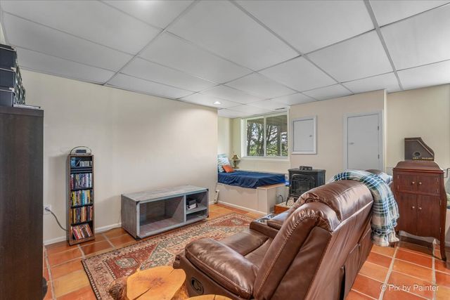 2835 Waterfront Avenue, Algonquin, IL 60102