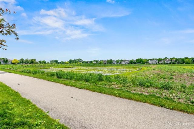 2835 Waterfront Avenue, Algonquin, IL 60102