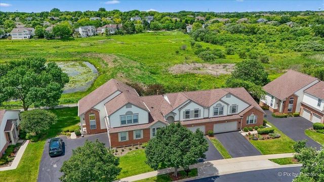 2835 Waterfront Avenue, Algonquin, IL 60102