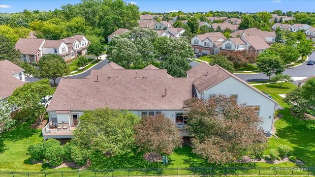 2835 Waterfront Avenue, Algonquin, IL 60102