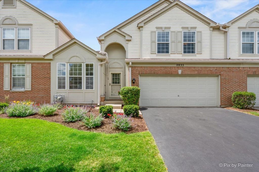 2835 Waterfront Avenue, Algonquin, IL 60102