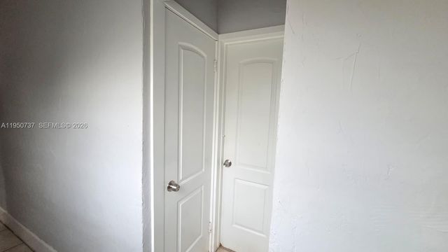 1430 NW 7th St, Fort Lauderdale, FL 33311