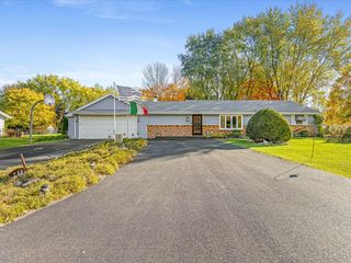 6444 Abraham Drive, Rockford, IL 61109