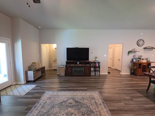 14372 N Summerchase Circle, Willis, TX 77318