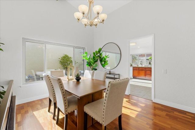 32 Lido Circle, Redwood City, CA 94065