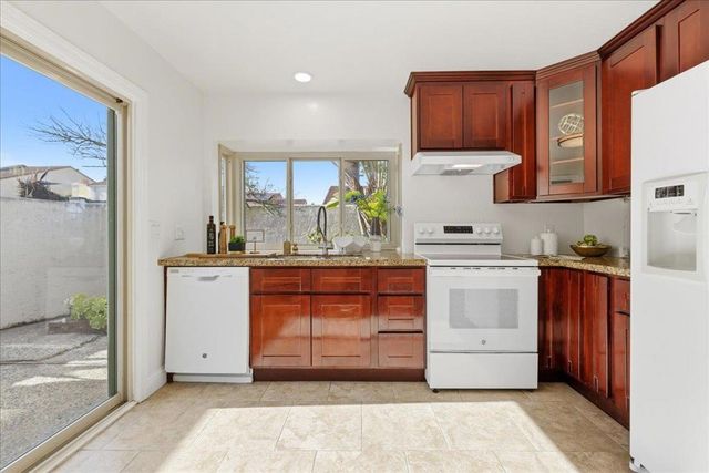 32 Lido Circle, Redwood City, CA 94065