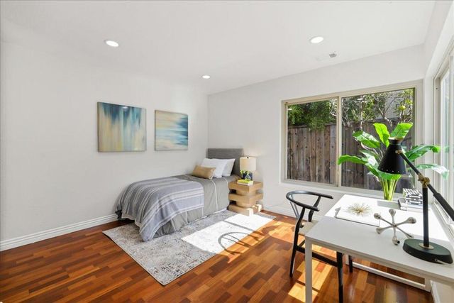 32 Lido Circle, Redwood City, CA 94065