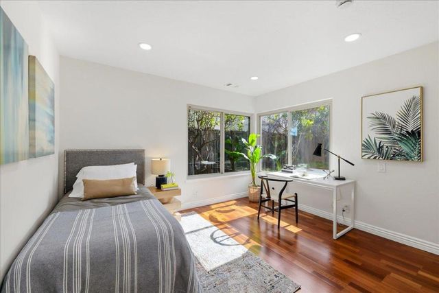 32 Lido Circle, Redwood City, CA 94065