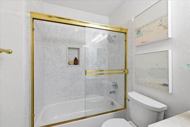 32 Lido Circle, Redwood City, CA 94065