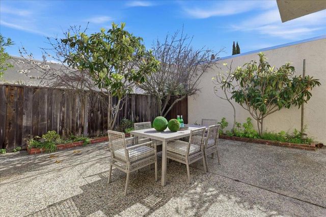 32 Lido Circle, Redwood City, CA 94065