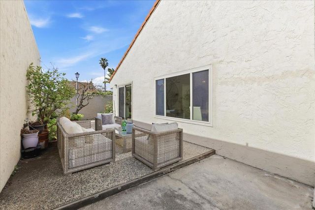 32 Lido Circle, Redwood City, CA 94065