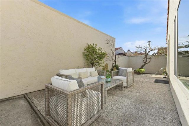 32 Lido Circle, Redwood City, CA 94065