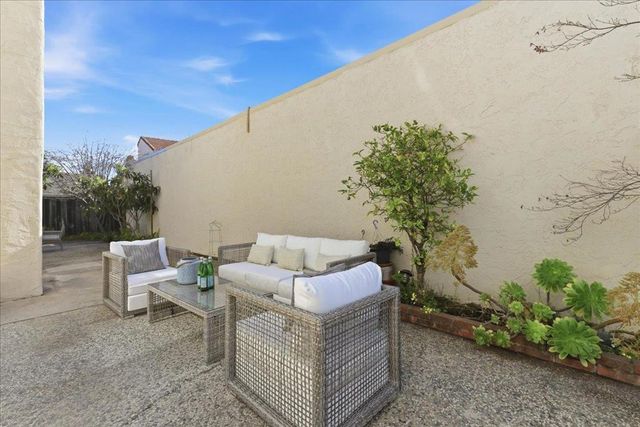 32 Lido Circle, Redwood City, CA 94065