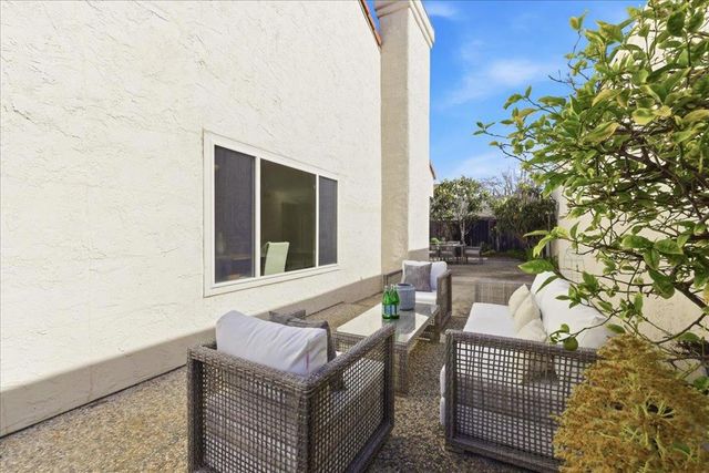 32 Lido Circle, Redwood City, CA 94065