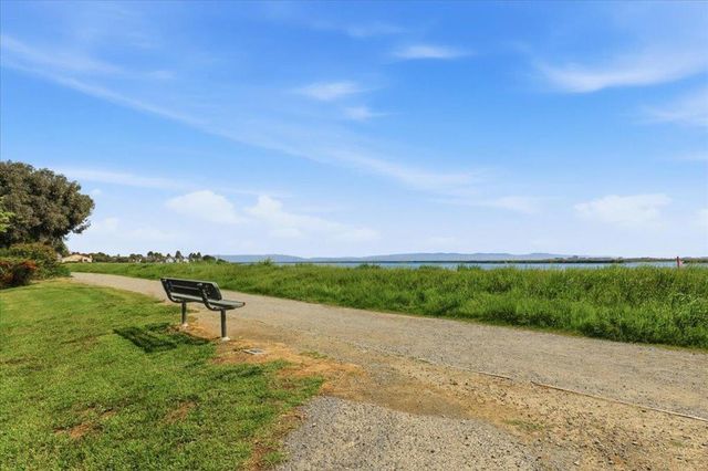 32 Lido Circle, Redwood City, CA 94065