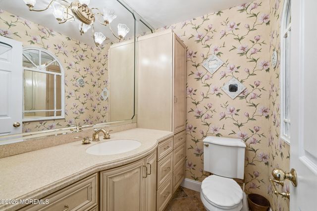 1903 Holbrook Street, Oakhurst, NJ 07755