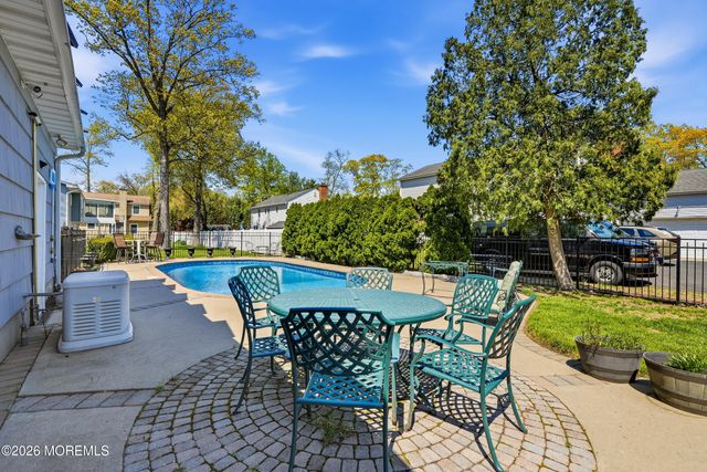 1903 Holbrook Street, Oakhurst, NJ 07755