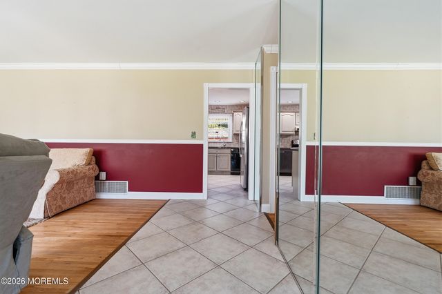 1903 Holbrook Street, Oakhurst, NJ 07755