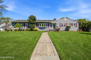 1903 Holbrook Street, Oakhurst, NJ 07755