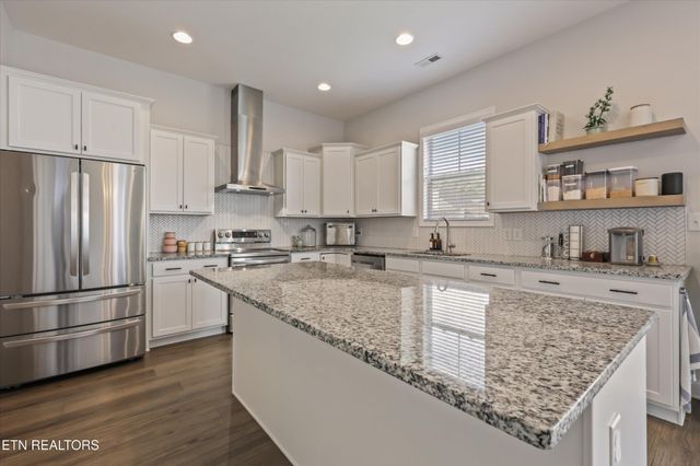1158 Cedar Break Drive, Knoxville, TN 37932